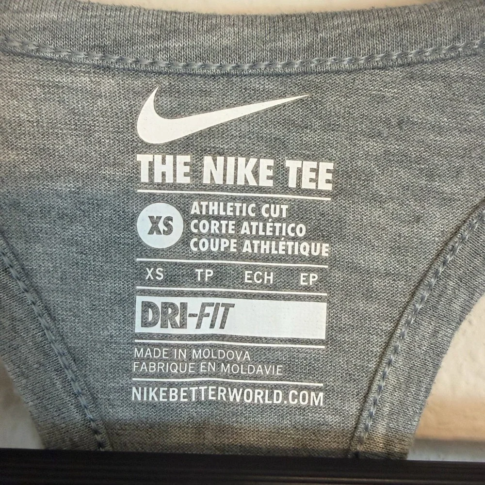 Nike Dri-FIT Tank Top Womens XS Gray Racerback Running Training Graphic Athletic